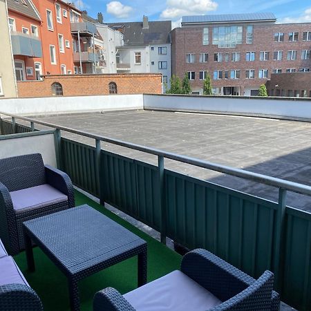 1,5-Zimmer Apartment Mit Balkon Am Hauptbahnhof Neumünster Exterior foto