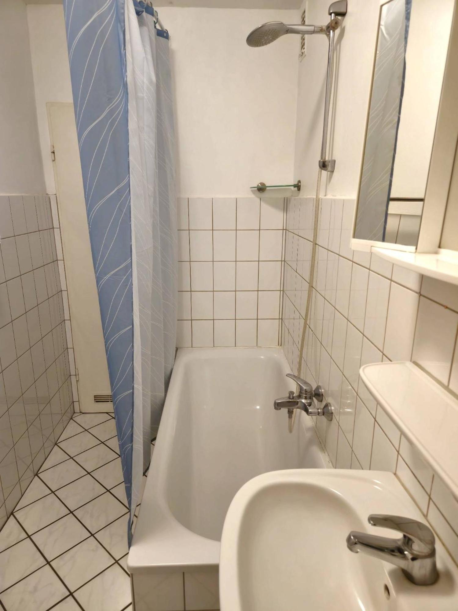 1,5-Zimmer Apartment Mit Balkon Am Hauptbahnhof Neumünster Exterior foto