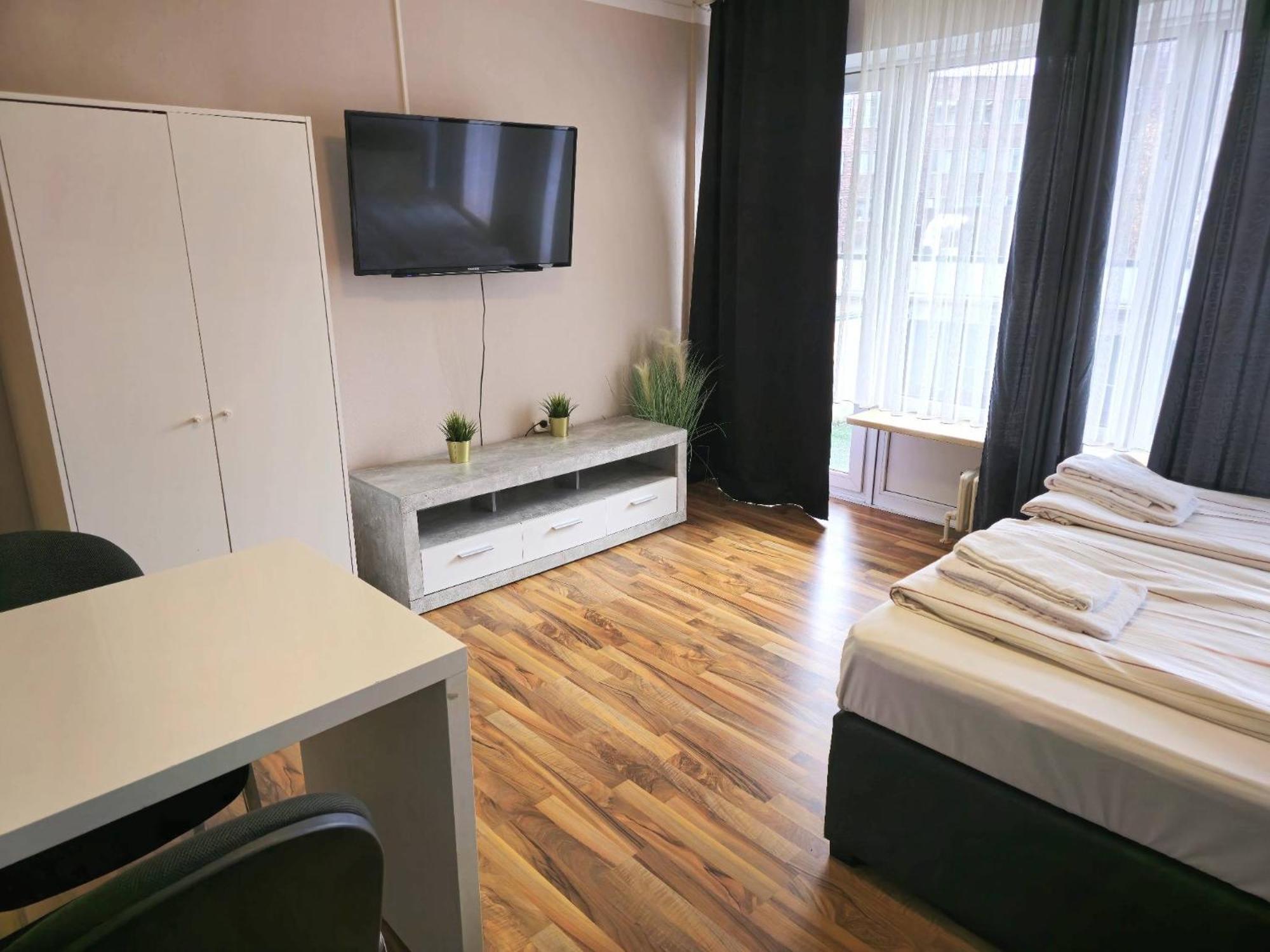 1,5-Zimmer Apartment Mit Balkon Am Hauptbahnhof Neumünster Exterior foto